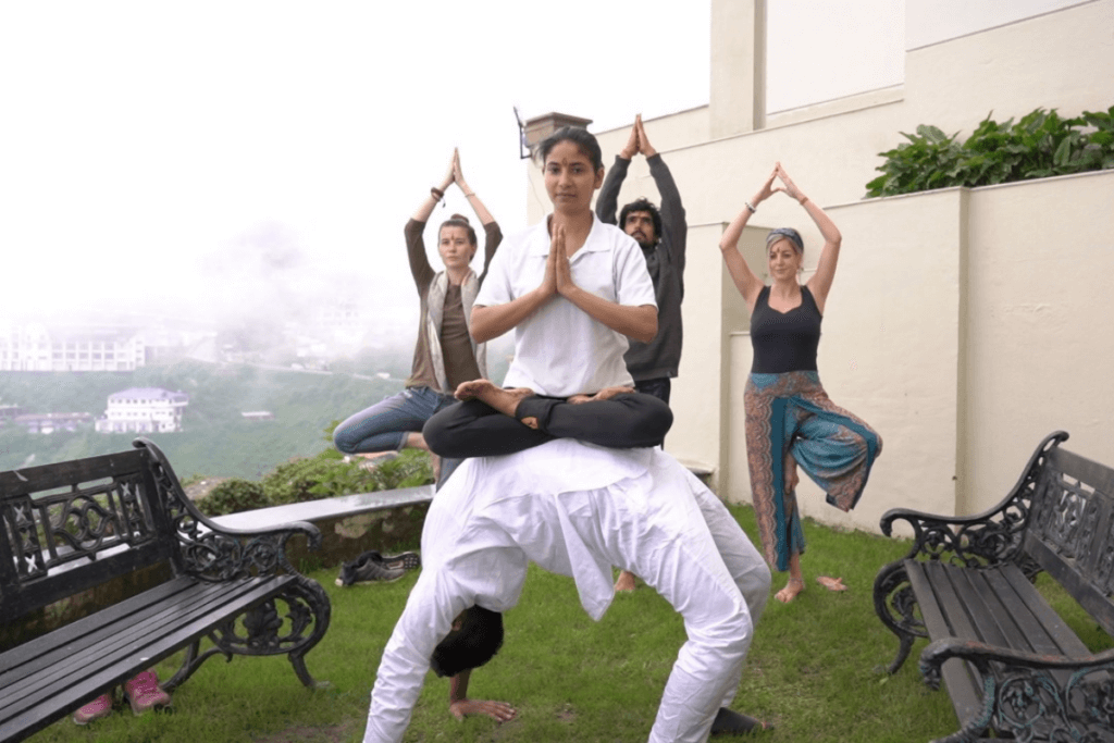 balicek jak na kurz lektora jogy v indii